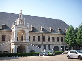 Иллюстративное изображение статьи Place de la Haute-Vieille-Tour