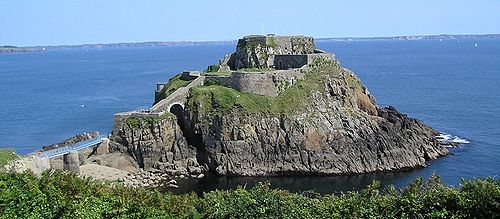 ベルトーム砦 Fort De Bertheaume Wikipedia