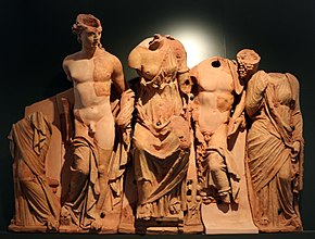 Sculptural pediment of Luni, preserved in the Archaeological Museum of Florence. Frontone A del grande tempio di luni con concilio degli dei, 175-150 ac. ca. 01.JPG