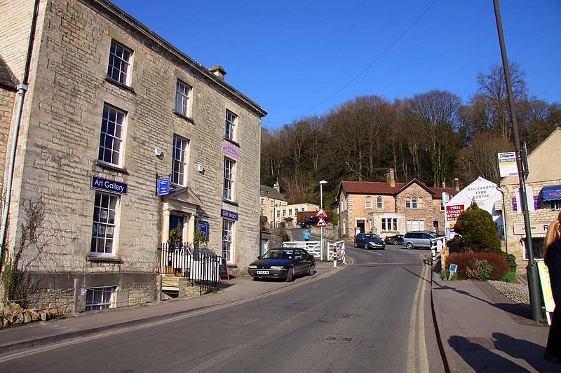 File:George Street in Nailsworth - geograph.org.uk - 2294253.jpg