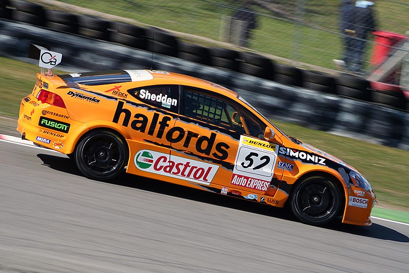 File:Gordon Shedden 2006 BTCC Brands Hatch.jpg