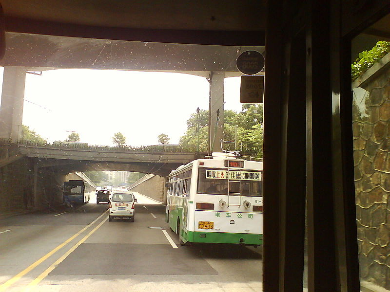 File:Guangzhou trolleybus1.jpg