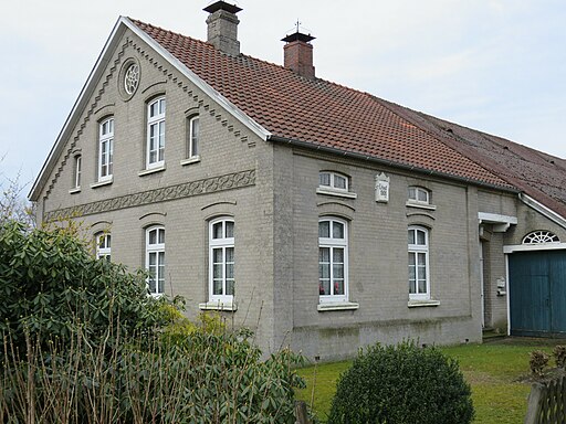 Gulfhaus Leeraner Straße 10