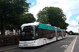 Hess lighTram 25 TOSA N°222 venant de quitter Foch ─ Cathédrale.