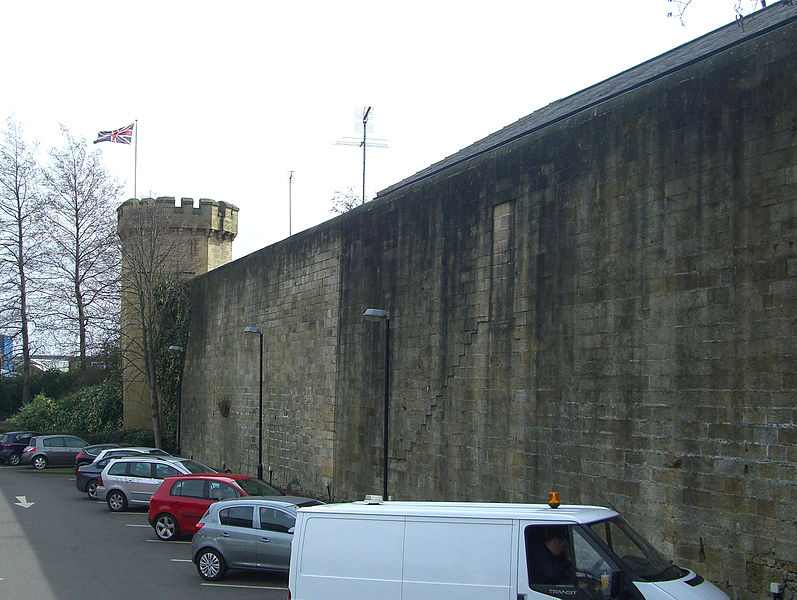 File:Hillsborough Barracks, SE tower and walls.jpg