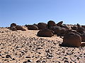 Pustynia żwirowa w górach Ahaggar, centralna Sahara