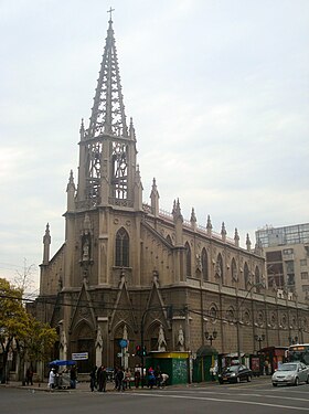 Iglesia del Niño Jesús de Praga.jpg