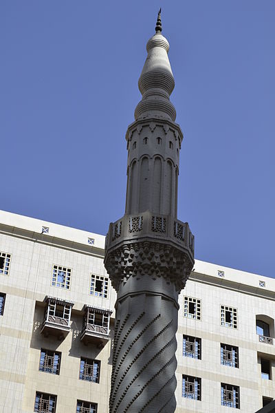 Skeda:Imam Bukhari Mosque Minaret.JPG