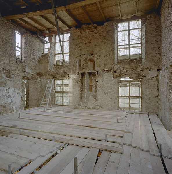 File:Interieur keukentoren- noordwand eerste en tweede verdieping - Nederhemert-Zuid - 20342420 - RCE.jpg