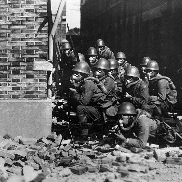File:Japanese Special Naval Landing Forces in Battle of Shanghai 1937 (cropped1to1).jpg