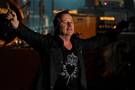 Jim Kerr - Simple Minds.jpg