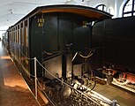 Erhaltener dreiachsiger Personenwagen A 161 im Museum in Nürnberg