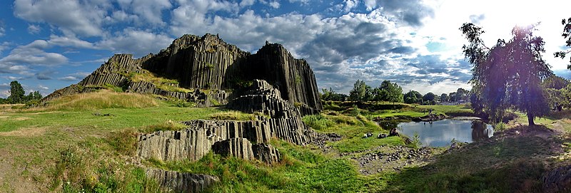 Naturmemorindaĵo Panská skála