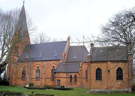 Kirche Polchow 03