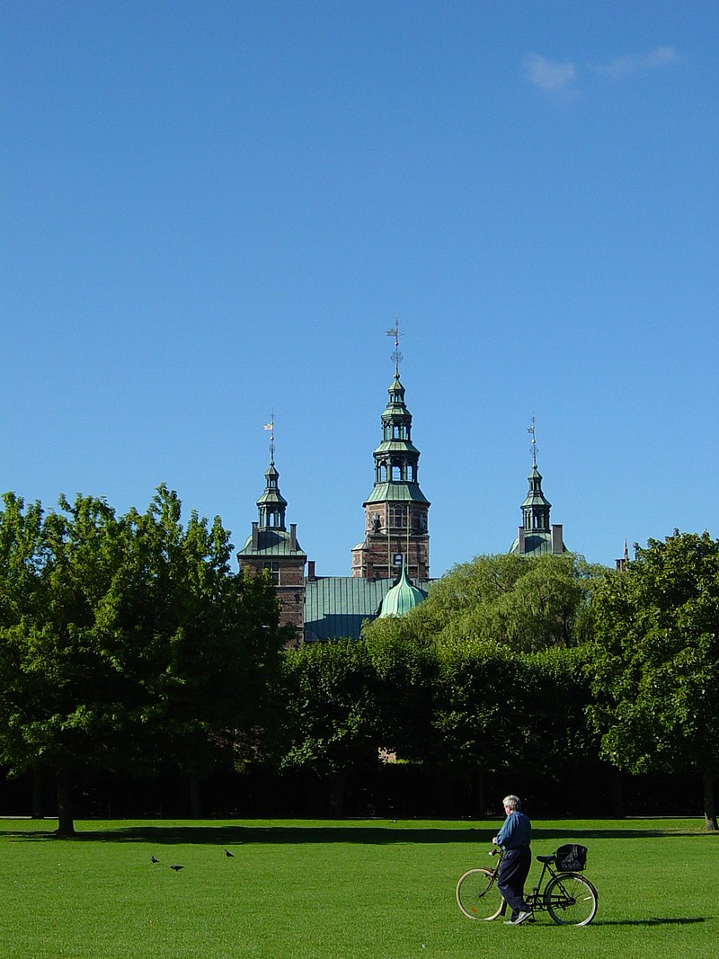 Dejlig Bliver til Udgravning Fil:Kongens Have Rosenborg Slot.jpg - Wikipedia, den frie encyklopædi