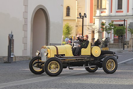 Fail:L&K_300,_2013_Oldtimer_Bohemia_Rally.JPG