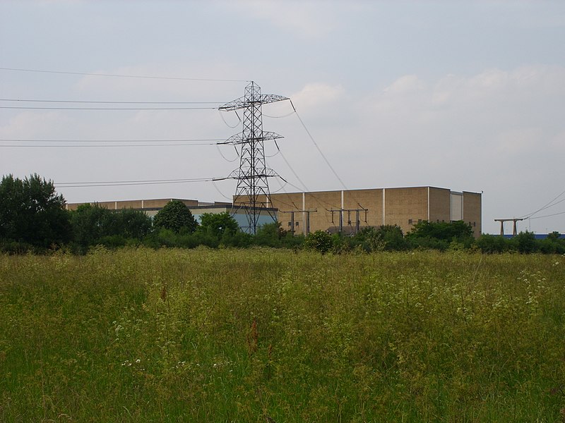 File:LEB substation, Tottenham Marshes.JPG