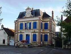 Skyline of La Celle-Saint-Cyr