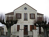 La Chapelle-Moutils mairie.jpg