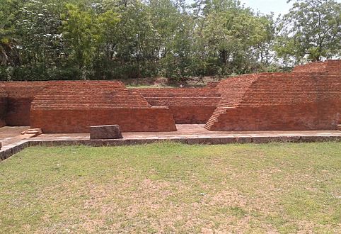 Lalitagiri - Jajpur - Odisha - rrënoja manastiri budist.