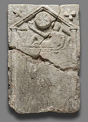 Latin Funerary Stele with Banquet Scene, Yale University Art Gallery, inv. 1938.5356