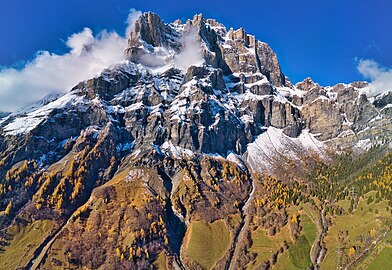 Daubenhorn summits and Gemmipass-Daubenwand in autumn