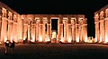 Patio del templo de Lúxor, Egipto.