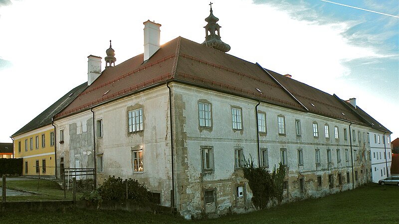 File:Münzbach Dominikanerkloster.jpg