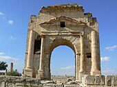 Makthar Arch Trajan.jpg