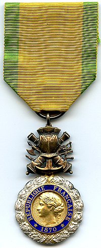 Medaille Militaire 3e Republique France.jpg