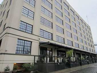 Meier & Frank Warehouse building, Portland, OR 2012.JPG
