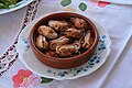 Mejillones en escabeche enlatados.