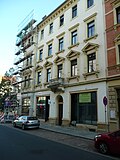 Apartment building in closed development and corner location