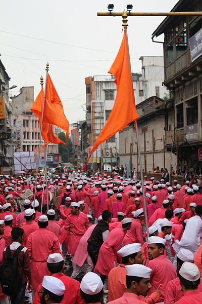 Ganpati procession by Jnana Prabodhini school