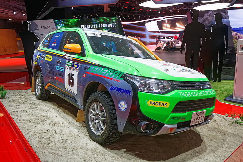 File:Mitsubishi Outlander - Mondial de l'Automobile de Paris 2014 - 004.jpg