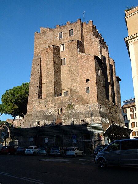 Tập_tin:Monti_-_Torre_de'_Conti_(da_via_Cavour).JPG