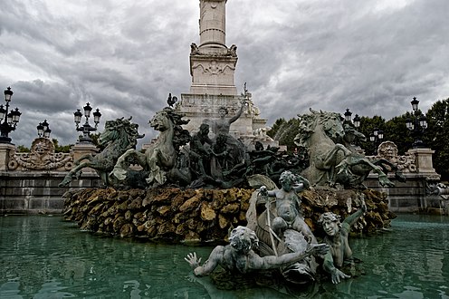 Monument aux Girondins, fontaine, détail.