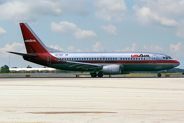 N513AU, the aircraft involved in the crash, at Orlando International Airport in 1991