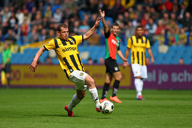 Nicky Hofs played for Vitesse 194 matches. He was the cousin of Bennie Hofs and Henk Hofs.