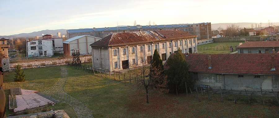 Crveni Krst concentration camp page banner