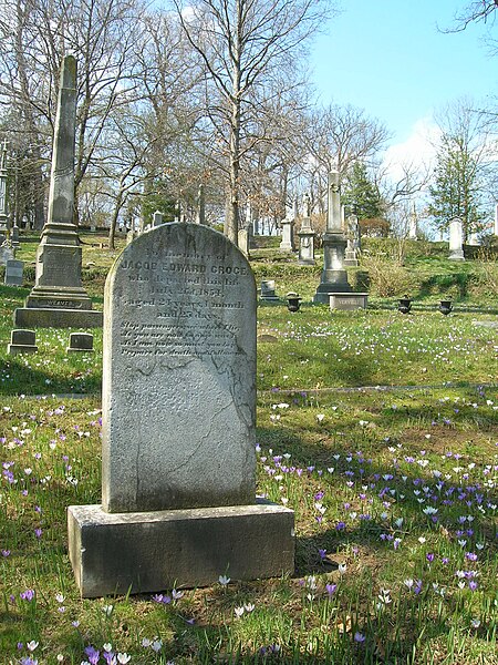 File:Oak Hill Cemetery (2895667027).jpg