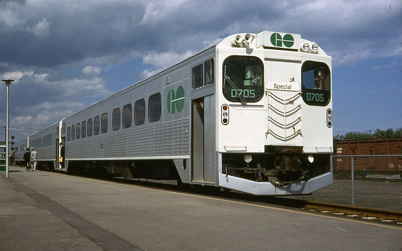 File:Oakville GO Train 1968.jpg