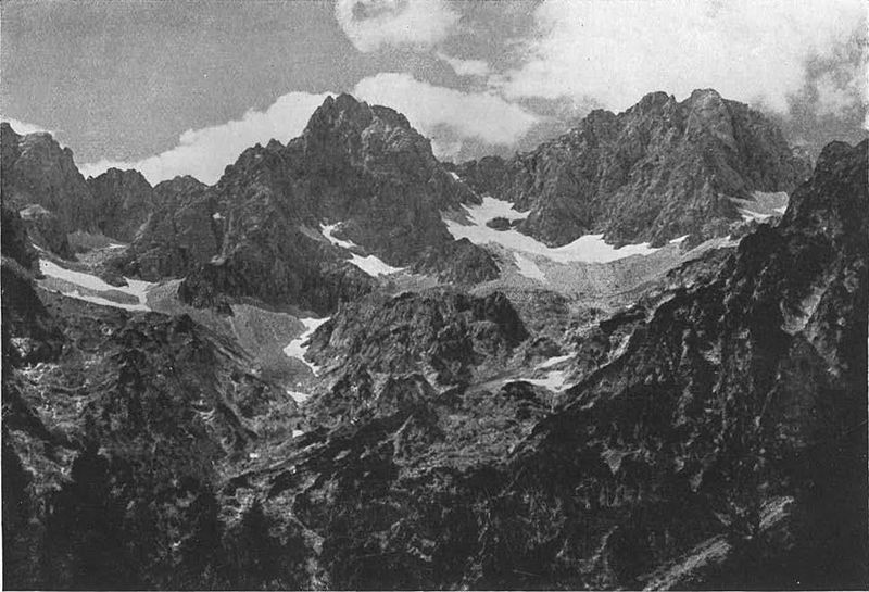 File:Oltar in Velika Ponca 1933.jpg