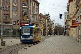 Osijek, Trg Ante Starčevića, tramvaj.jpg