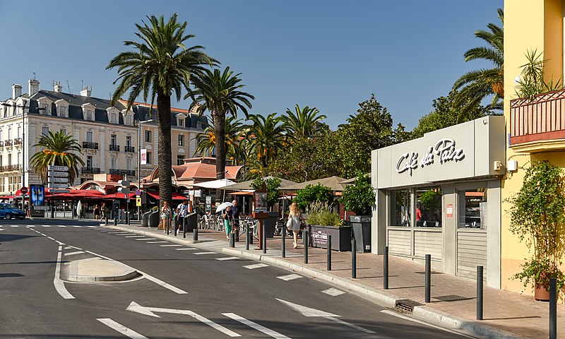 File:Perpignan Rue Porte d'Assaut (51015620952).jpg