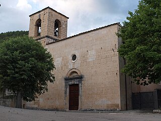 <span class="mw-page-title-main">Pizzoli</span> Comune in Abruzzo, Italy