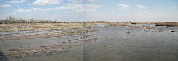 Platte River near Ft. Kearny State Historical Site in Central Nebraska