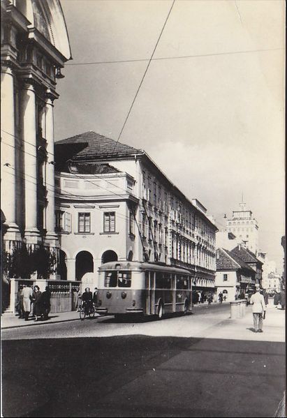 File:Postcard of Ljubljana Trolleybus 1957.jpg