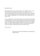 Lettres du Premier ministre britannique Johnson au Conseil européen du 19 octobre 2019.  La première lettre - sans en-tête de No. Downing Street  10 et sans signature - demande le report de la sortie de l'UE au 31 janvier 2020 conformément à l'article 50 TUE.  La deuxième lettre - avec en-tête et signature - demande le rejet de la demande.