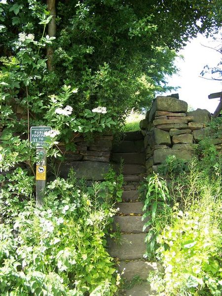 File:Public Footpath 37, Low Bradfield - 1 - geograph.org.uk - 1616180.jpg